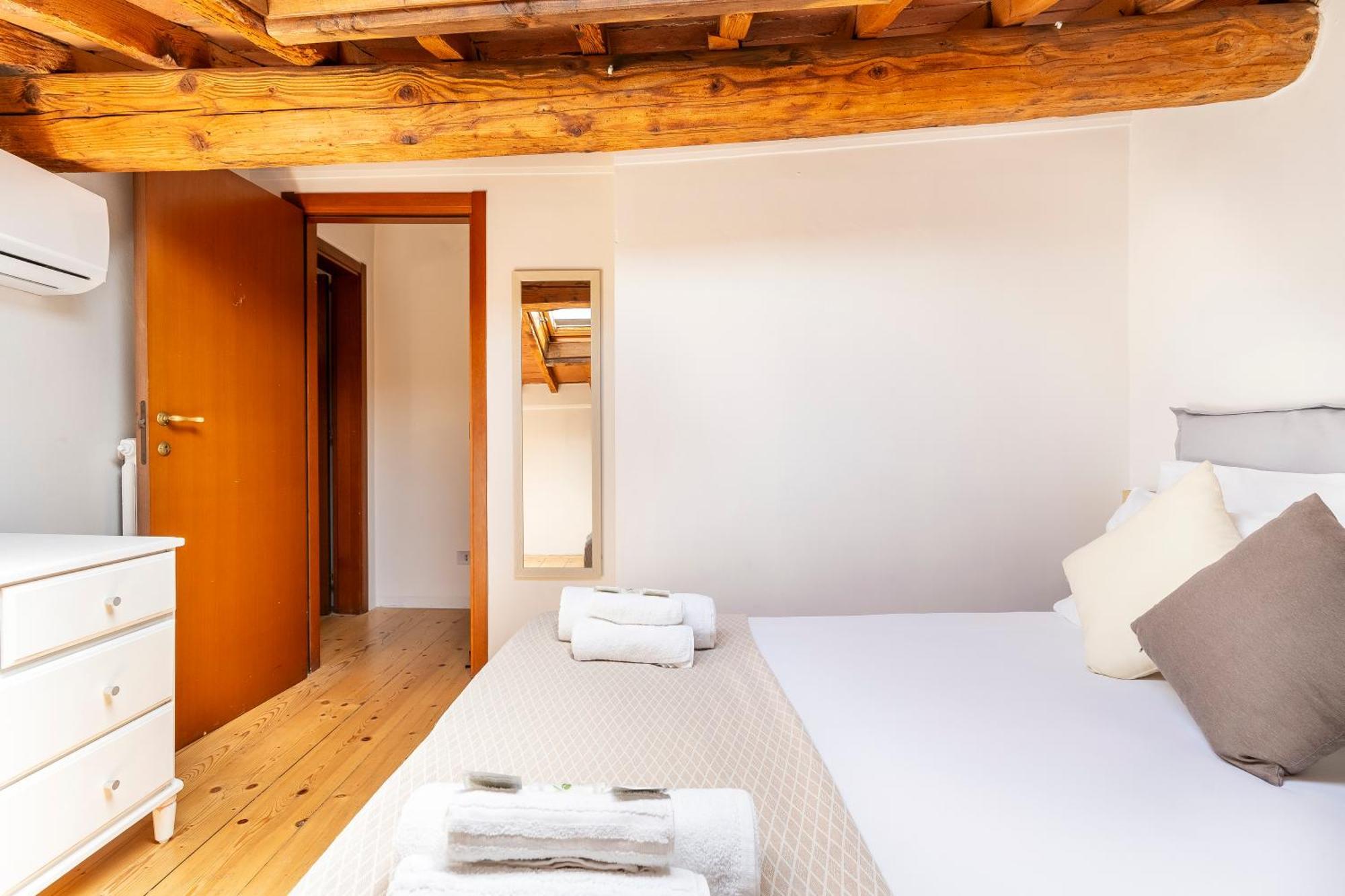 Piazza Santo Spirito Con 2 Matrimoniali Apartamento Florencia